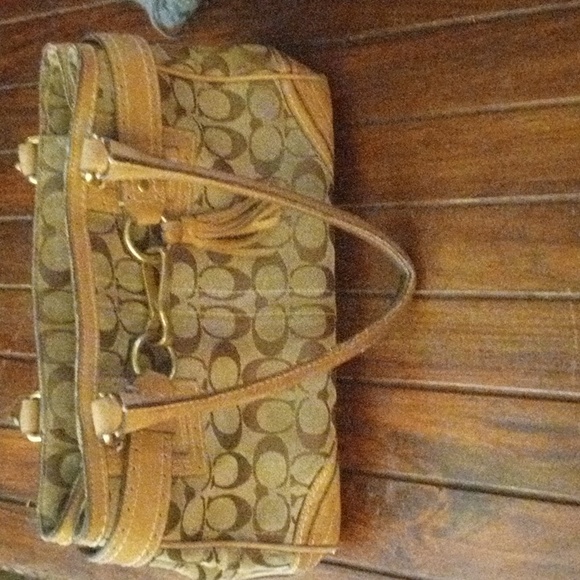 Handbags - Coach handbag